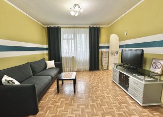 1-комнатная квартира с большой кухней на Мира, 56