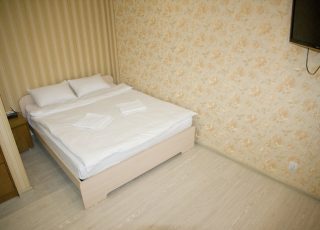 Светлая студия с тёплым полом на Парижской Коммуны, 42