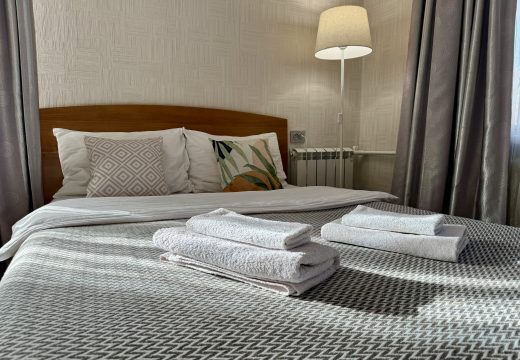 1-комнатная квартира с рабочим местом на Парижской Коммуны, 50
